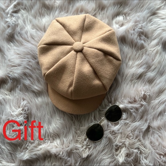 Classic Skull Scarf 🤍💀🖤 - Picture 6 of 6